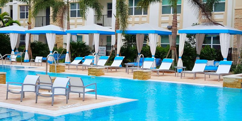 commercial-poolside-cabanas-by-miami-awning