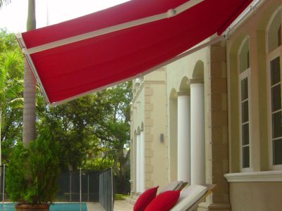 retractable-awning