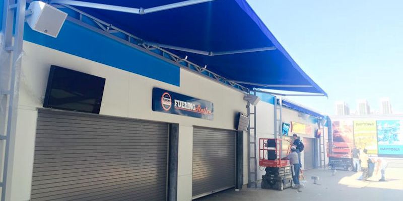 retractable-awnings-for-the-daytona-speedway-2016