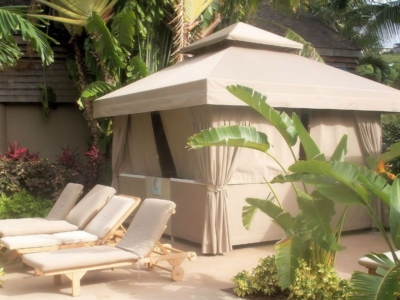 Cabanas – Resort Cabanas – Poolside model – Miami Awning Co
