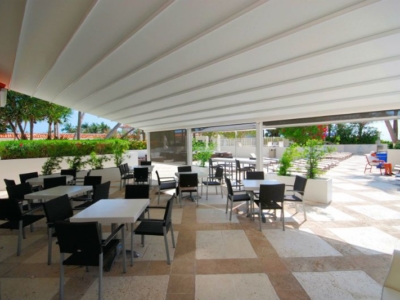 resort-retractable-canopy