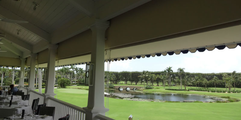restaurant-awnings-roll-down-screens